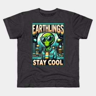 Earthlings Collection: Retro Alien Stay Cool Urban Kids T-Shirt